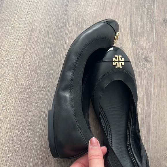 Tory Burch black flats - Picture 7 of 9